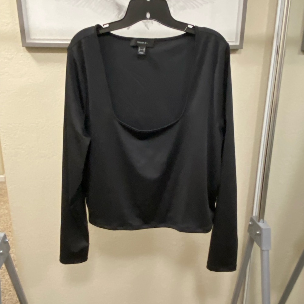Forever 21 Black Cropped Square-Neck Top